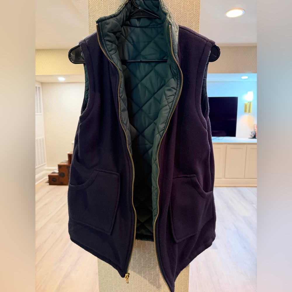 Reversible Quilted Puffer Vest - Hunter Green/Navy Blue - Size S/M - Picture 3 of 3